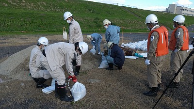 大和川水防工法合同訓練 1