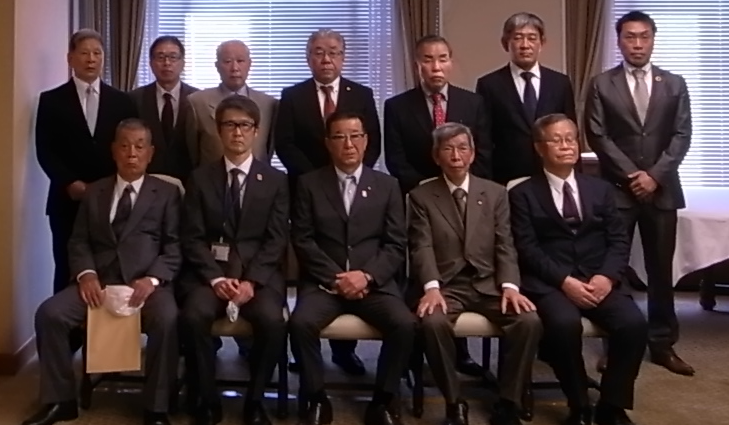 R5辞令集合写真拡大